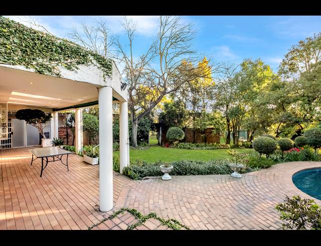 5 BEDROOM HOUSE FOR SALE IN FERNDALE